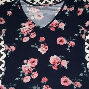 Rue21 Soft Blue Floral Top. S